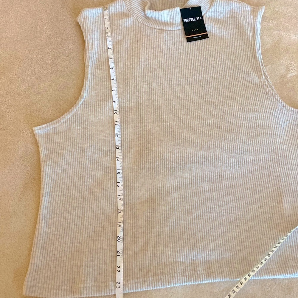 Forever 21 Plus Wam Sleeveless Top - Size 2X - Picture 7 of 8
